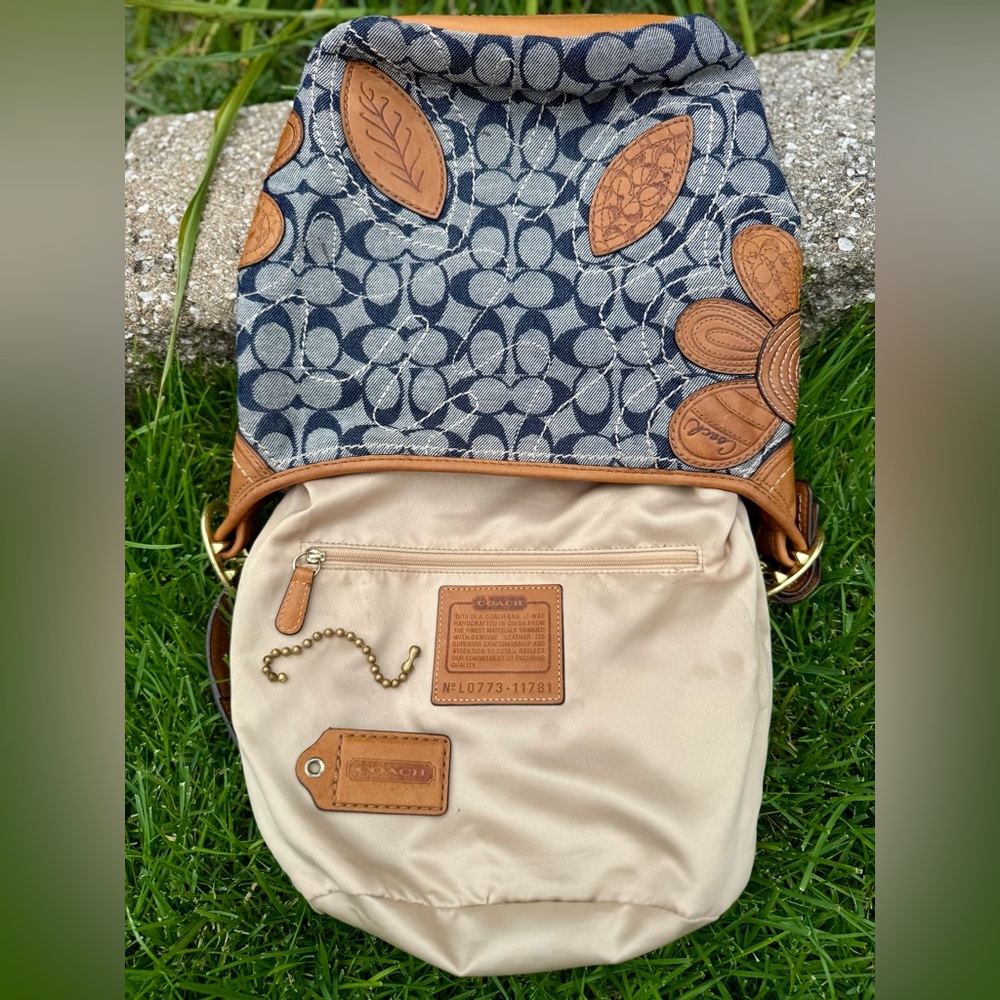 SOLD ‼️Coach Denim Floral Duffle 2007 - Picture 12 of 13
